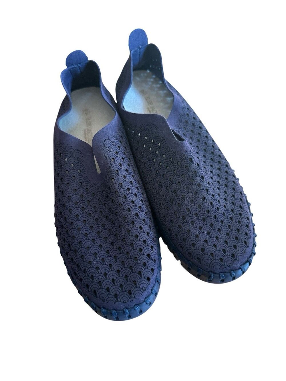 Women’s Navy Slip-on Tulip Flats Shoes  Size 39. Like New